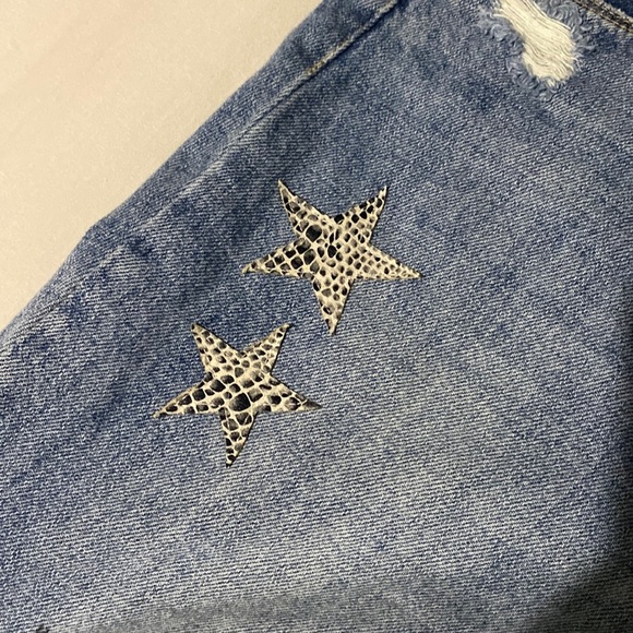 Blank NYC The Ludlow Crop Girlfriend Jeans - Picture 4 of 16